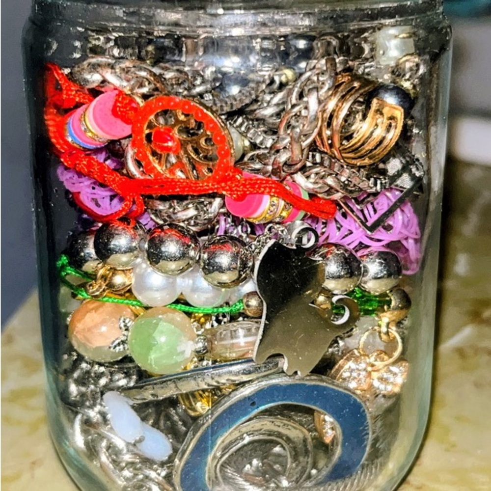 Sold - Picture 3 of 4